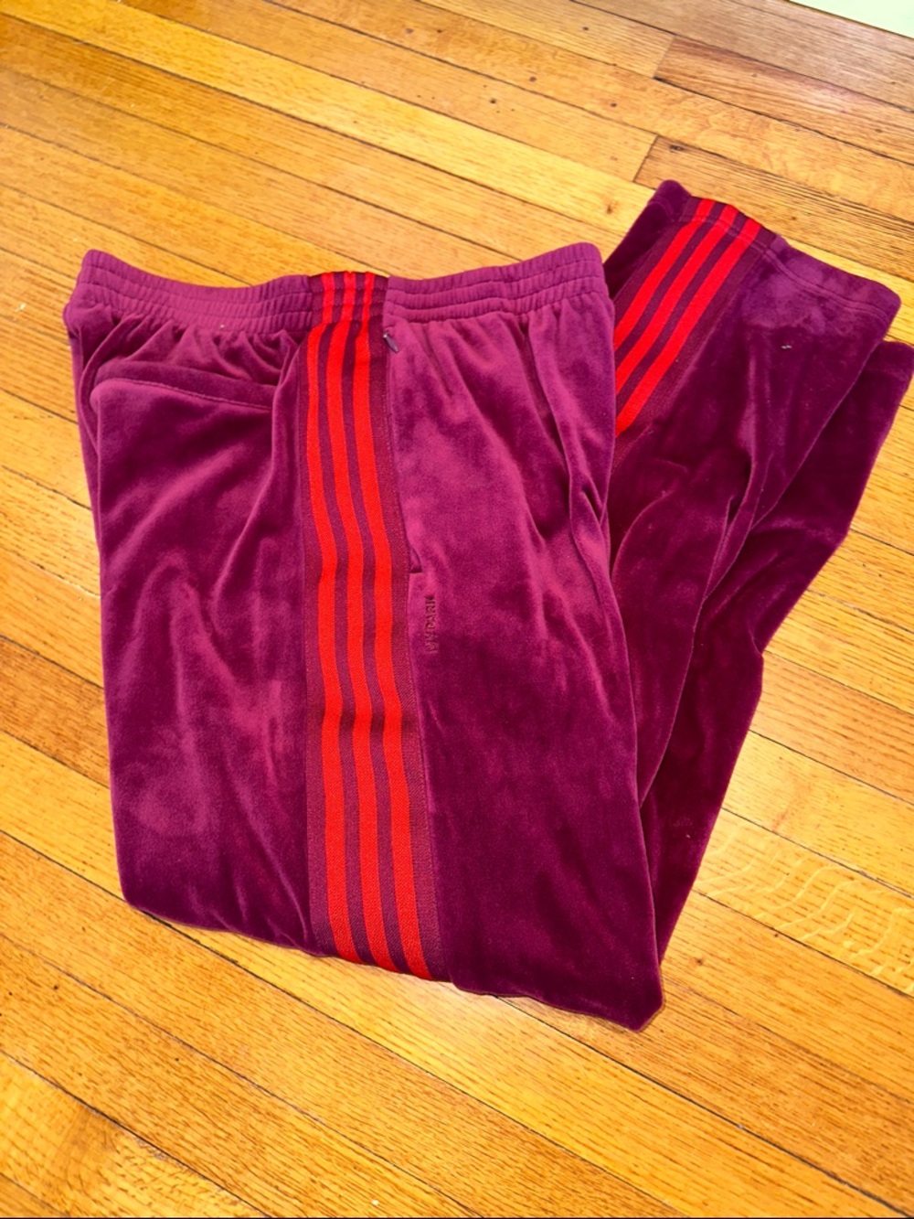 ADIDAS IVY PARK BEYONCE VELOUR TRACK PANTS sz M  maroon red